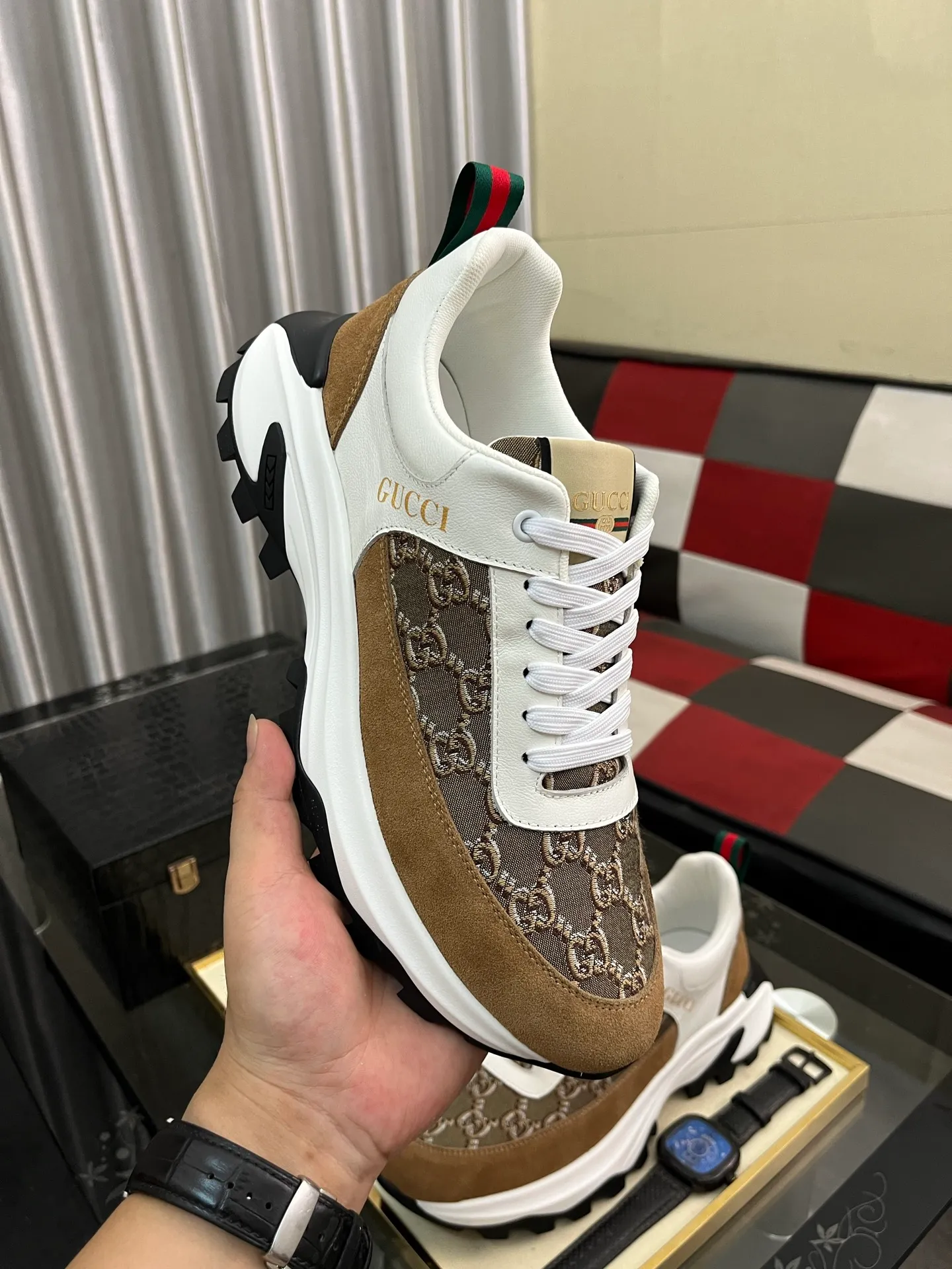 Men's Men's Shoes💰458⌚️⌚️[GUCCI] Gucci men's casual shoes are absolutely popular🔥The ultimate matching item for trendy men! The charm of super texture is irresistible, the main recommendation, the flower leather color is bright! The upper is made of high-quality brand printed fabric with cowhide, breathable leather lining and wear-resistant rubber sole, noble and elegant! Extremely comfortable🎁🎁You can be as handsome as you want💪 38-444⃣️colors available